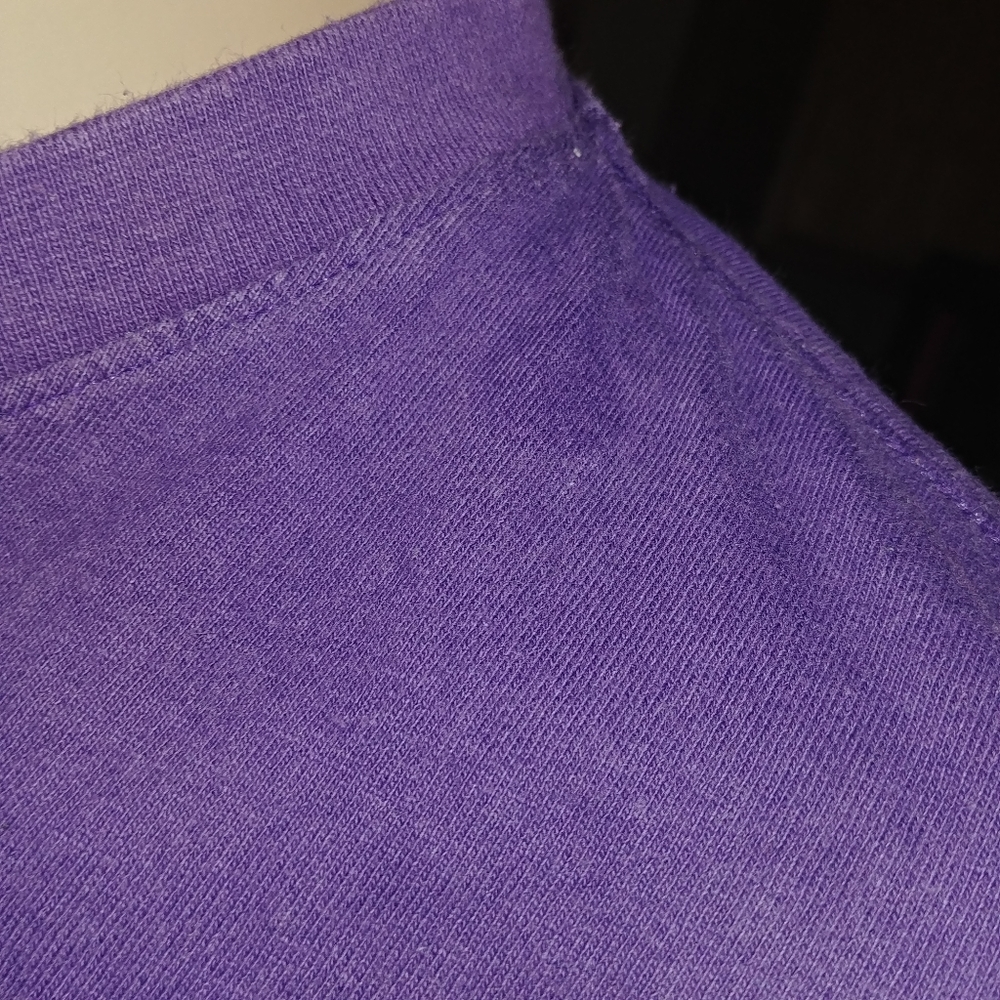 Access Gold Label | purple v neck tshirt basic solid color large - Picture 2 of 7